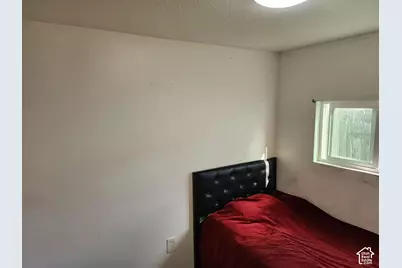 8811 S Cambridge Cir W, Sandy, UT 84070 - Photo 11