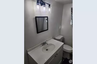 8811 S Cambridge Cir W, Sandy, UT 84070 - Photo 7