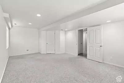 1172 E Castlecreek Dr, Murray, UT 84117 - Photo 33