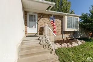 1401 S 1525 W, Syracuse, UT 84075 - Photo 5
