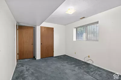 1030 W 25 S, Clearfield, UT 84015 - Photo 19