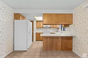 1030 W 25 S, Clearfield, UT 84015 - Photo 5