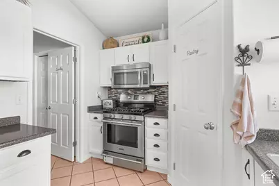 3866 W Augusta, Syracuse, UT 84075 - Photo 11