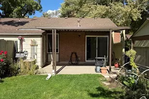 6092 S 2075 St E, Holladay, UT 84121 - Photo 13