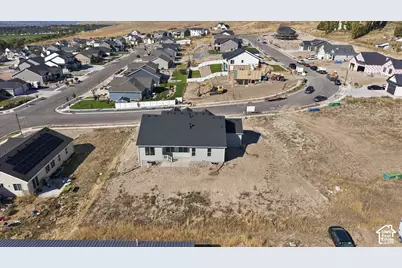936 E 410 N #183, Hyde Park, UT 84318 - Photo 43