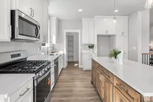 936 E 410 N, Hyde Park, UT 84318 - Photo 13