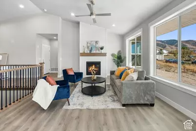 936 E 410 N #183, Hyde Park, UT 84318 - Photo 5