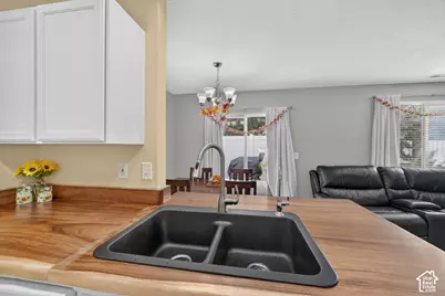 1433 W Mayapple Way, West Valley, UT 84119 - Photo 11