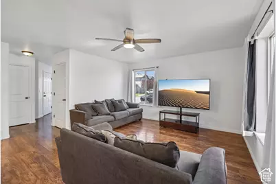 3863 E Cascade Rd #3, Eagle Mountain, UT 84005 - Photo 7
