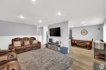 1126 N Victoria Way W, Salt Lake City, UT 84116 - Photo 3