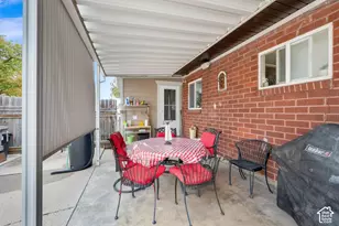 1126 N Victoria Way W, Salt Lake City, UT 84116 - Photo 19