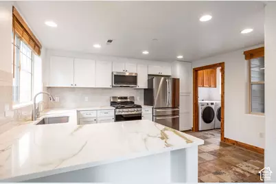 6078 N Fox Point Cir #C1, Park City, UT 84098 - Photo 11