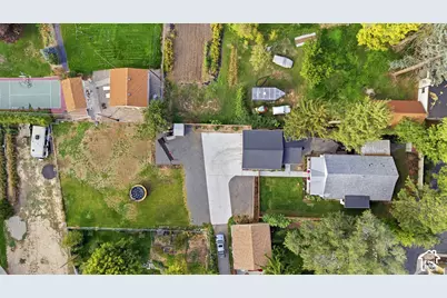 2275 E 4500 S, Holladay, UT 84117 - Photo 33