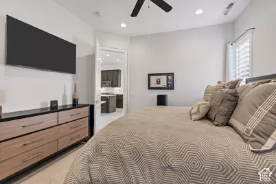 1246 W Felter Dr, Saint George, UT 84790 - Photo 9