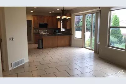 839 E Whisper Cove Rd S, Sandy, UT 84094 - Photo 3