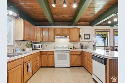 3087 Evergreen Park Dr, Huntsville, UT 84317 - Photo 19