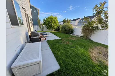 5163 N Folkstone Dr, Eagle Mountain, UT 84005 - Photo 33