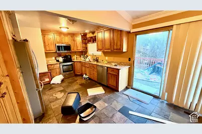 1205 W Capernaum Dr, West Jordan, UT 84088 - Photo 7