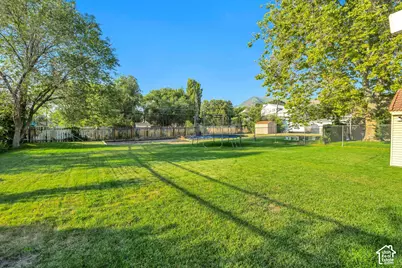 2333 E Lakeview Dr, Salt Lake City, UT 84109 - Photo 23