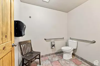 797 N Washington Blvd, Harrisville, UT 84404 - Photo 25