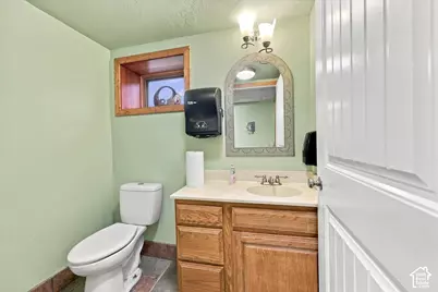 797 N Washington Blvd, Harrisville, UT 84404 - Photo 9