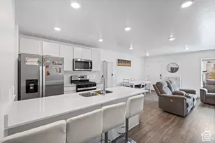 98 N Northshore Dr, Saratoga Springs, UT 84045 - Photo 9