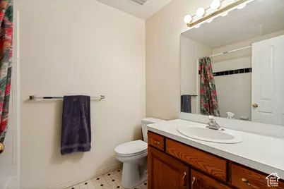 3032 N 2575 W, Farr West, UT 84404 - Photo 17