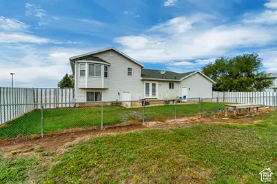 3032 N 2575 W, Farr West, UT 84404 - Photo 31