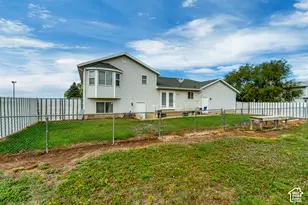 3032 N 2575 W, Farr West, UT 84404 - Photo 31