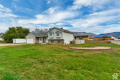 3032 N 2575 W, Farr West, UT 84404 - Photo 3
