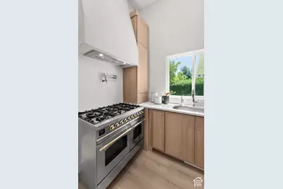 10354 N Hidden Oak Dr W, Highland, UT 84003 - Photo 19
