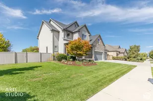 14 N Sunset Dr W, Vineyard, UT 84059 - Photo 3