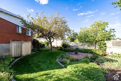 4056 S Suada Cir, Holladay, UT 84124 - Photo 37