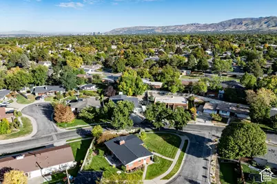 4056 S Suada Cir, Holladay, UT 84124 - Photo 41