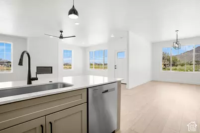 1631 W Century Ln S #B, Mapleton, UT 84664 - Photo 7