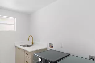 2096 E Linden Cir S, Holladay, UT 84121 - Photo 13