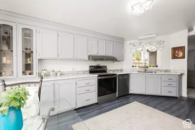 60 N 3910 W, Hurricane, UT 84737 - Photo 9
