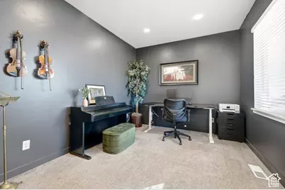 1034 W Molly Pitcher Cir, Bluffdale, UT 84065 - Photo 11