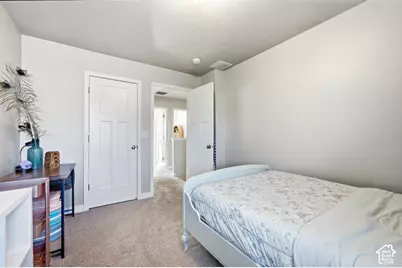 1034 W Molly Pitcher Cir, Bluffdale, UT 84065 - Photo 31