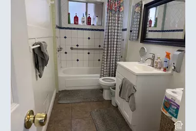 4453 W Nancy Dr, West Valley, UT 84120 - Photo 9
