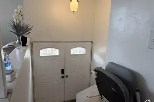 4453 W Nancy Dr, West Valley, UT 84120 - Photo 5