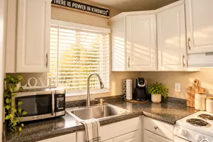450 E 100 S, Salt Lake City, UT 84111 - Photo 5