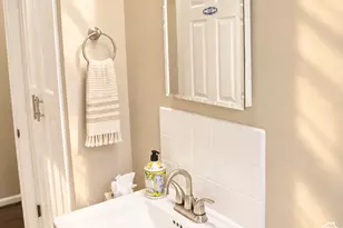 450 E 100 S, Salt Lake City, UT 84111 - Photo 11