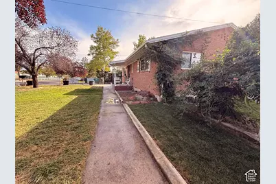 718 S 900 E, Orem, UT 84097 - Photo 3
