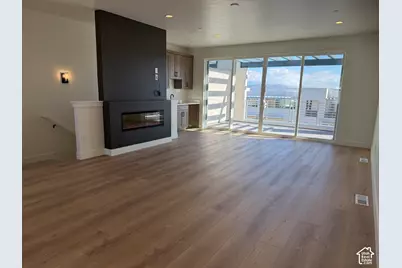 5306 W Center Field Dr W #137, South Jordan, UT 84009 - Photo 27