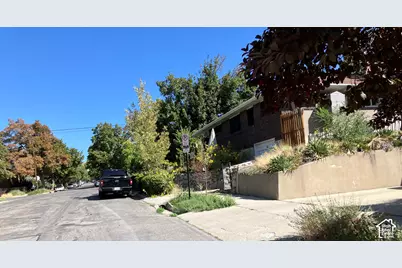 1148 E 700 S, Salt Lake City, UT 84102 - Photo 3
