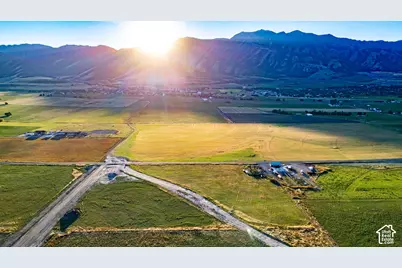 6453 S 3200 W #15, Wellsville, UT 84339 - Photo 5