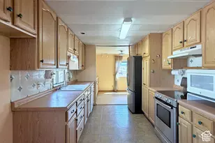 2051 S Murphy Ln, Moab, UT 84532 - Photo 7