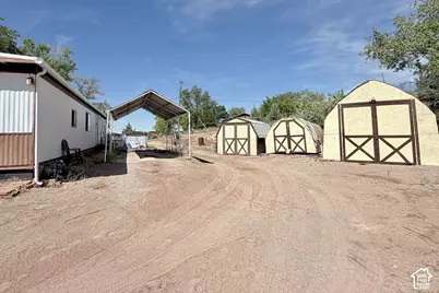 2051 S Murphy Ln, Moab, UT 84532 - Photo 25