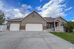 2138 W Deer Dr, Stockton, UT 84071 - Photo 1